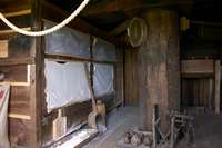 Das Sieb f&uuml;r die Mehlgewinnung